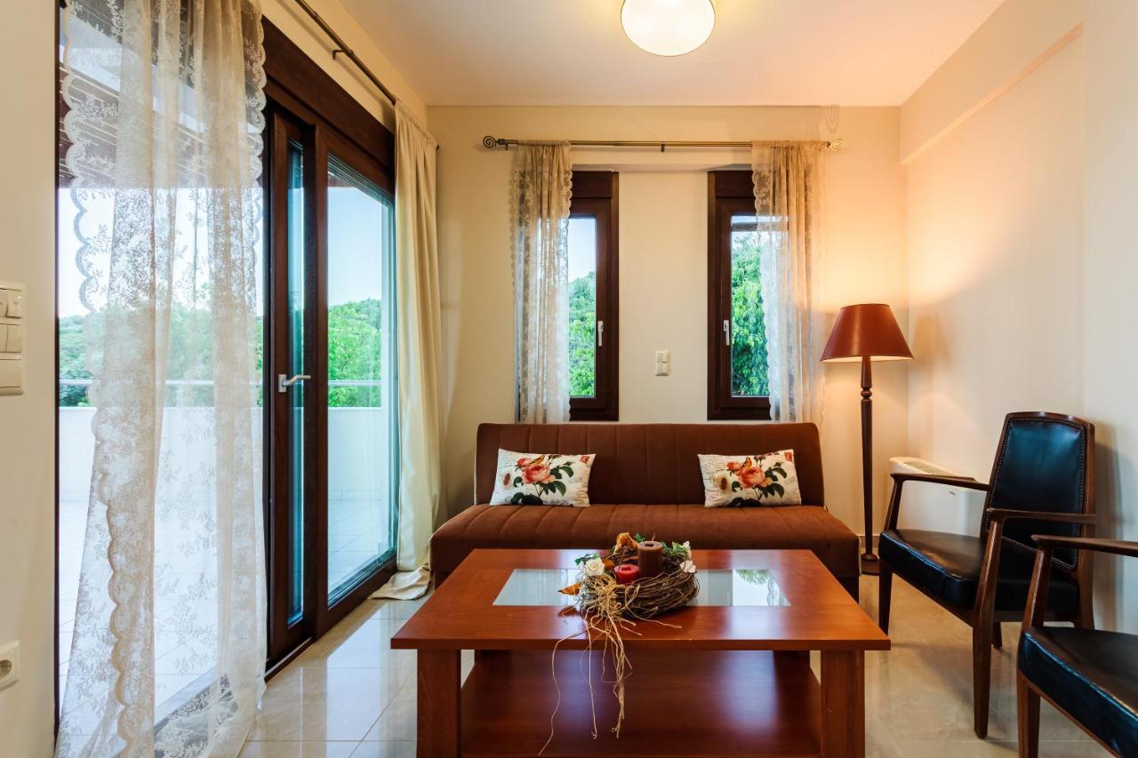 Seaside Getaway - Aelia Villa'S Dreamy Paradise Πεταλίδι Εξωτερικό φωτογραφία